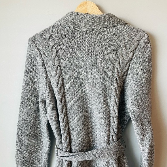 Pendleton Gray Belted Cable Knit Sweater RARE - Picture 4 of 8